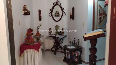 Apartamento de 3 alcobas en venta en Bavaria, Manizales, 103 m² · foto 18 de 20