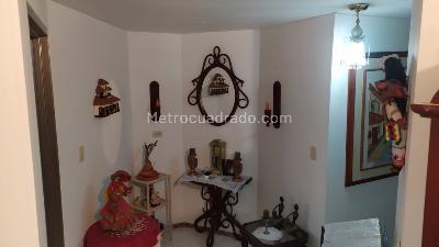Apartamento de 3 alcobas en venta en Bavaria, Manizales, 103 m² · foto 19 de 20