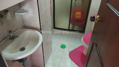 Apartamento de 3 alcobas en venta en Bavaria, Manizales, 103 m² · foto 5 de 20