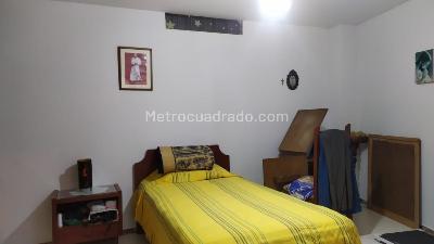 Apartamento de 3 alcobas en venta en Bavaria, Manizales, 103 m² · foto 9 de 20