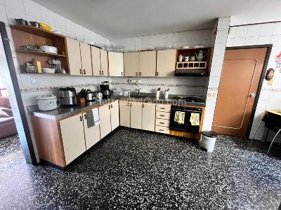 Apartamento de 3 alcobas en venta en Granada, Cali, 164 m² · foto 4 de 12