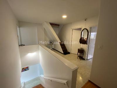 Apartamento de 3 alcobas en venta en Granada, Cali, 220 m² · foto 10 de 20