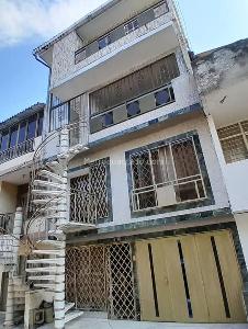 Casa de 5 alcobas en venta en Napoles, Cali, 290 m² · foto 2 de 19