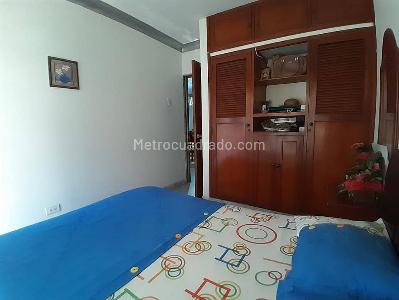 Casa de 5 alcobas en venta en Napoles, Cali, 290 m² · foto 13 de 19