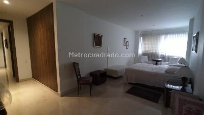 Apartamento de 3 alcobas en venta en Santa Monica Residencial, Cali, 232 m² · foto 19 de 20