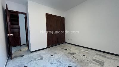 Apartamento en venta en La Arboleda, Cali · foto 7 de 20