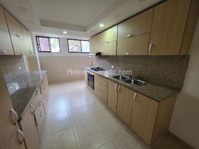 Apartamento en venta en Prados Del Norte, Cali · foto 2 de 20