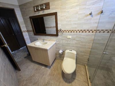 Apartamento en venta en Prados Del Norte, Cali · foto 19 de 20