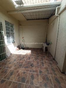 Casa de 3 alcobas en venta en Bretaña, Cali, 240 m² · foto 13 de 16