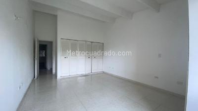 Casa de 4 alcobas en venta en Tejares, Cali, 490 m² · foto 15 de 20
