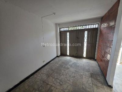 Casa de 5 alcobas en venta en Jorge Isaacs, Cali, 320 m² · foto 2 de 20