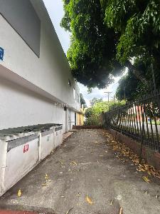 Casa en arriendo en El Lido, Cali · foto 3 de 15