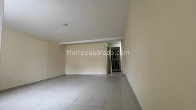 Casa de 5 alcobas en venta en Tequendama, Cali, 334 m² · foto 5 de 13