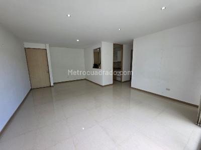Apartamento en venta en Capri, Cali · foto 4 de 17