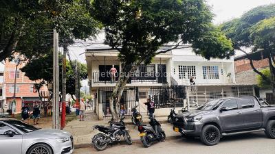 Casa de 5 alcobas en venta en El Jardin, Cali, 286 m² · foto 2 de 20