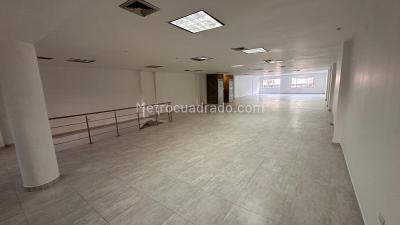 Local Comercial en Arriendo, Santa Monica Residencial, Cali