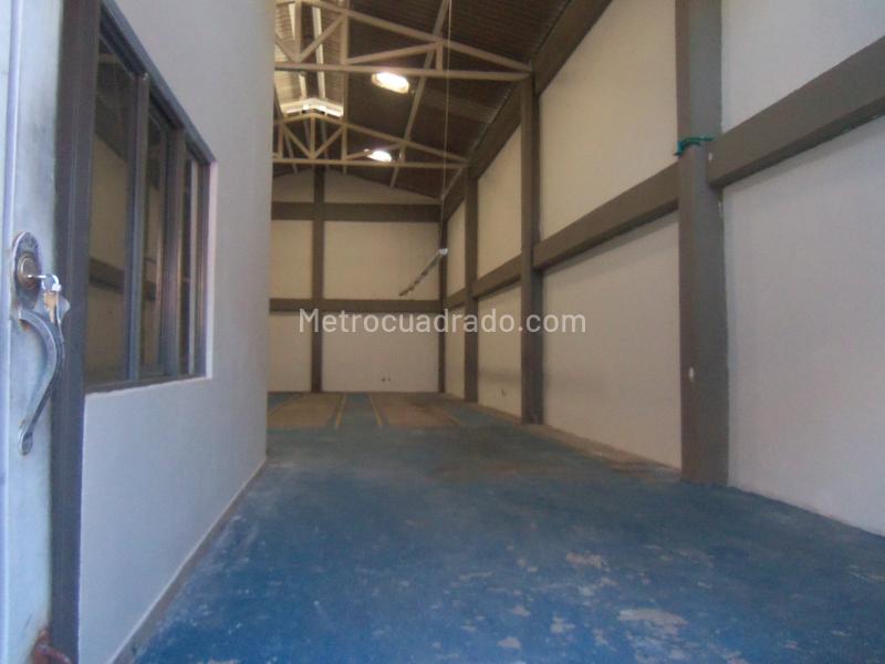 Bodega en Arriendo, La Floresta, Cali - Más