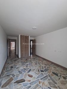 Casa de 4 alcobas en arriendo en Santa Teresita, Cali, 450 m² · foto 14 de 20