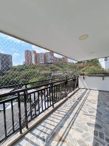 Casa de 4 alcobas en arriendo en Santa Teresita, Cali, 450 m² · foto 16 de 20