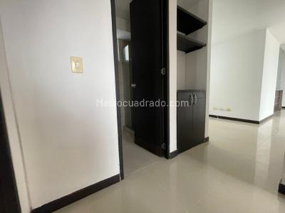 Apartamento de 3 alcobas en venta en Valle Del Lili, Cali, 82 m² · foto 17 de 20