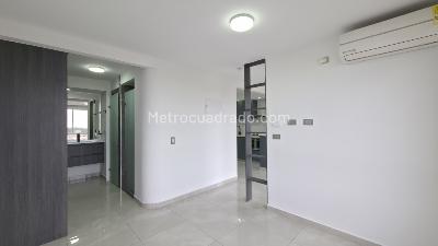 Apartamento de 1 alcoba en venta en La Flora, Cali, 33 m² · foto 13 de 20