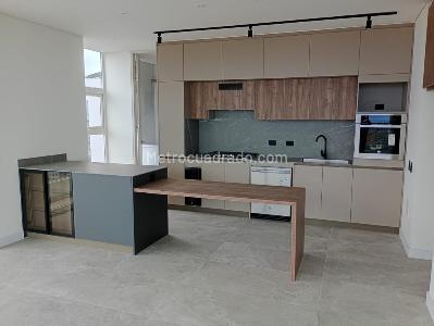 Apartamento de 3 alcobas en venta en Santa Monica Residencial, Cali, 205 m² · foto 6 de 18