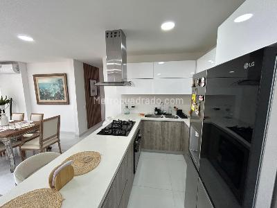 Apartamento en venta en Ciudad Jardin, Cali · foto 4 de 18