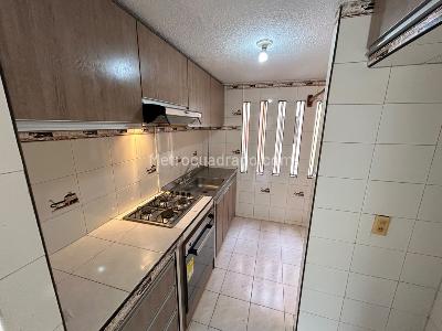 Apartamento de 3 alcobas en venta en Primero De Mayo, Cali, 60 m² · foto 6 de 13