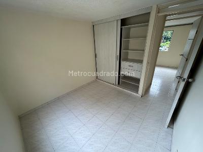 Apartamento de 3 alcobas en venta en Primero De Mayo, Cali, 60 m² · foto 10 de 13