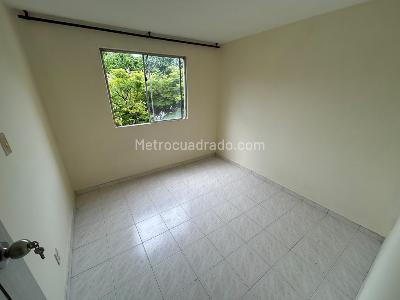 Apartamento de 3 alcobas en venta en Primero De Mayo, Cali, 60 m² · foto 12 de 13
