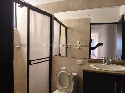 Casa de 4 alcobas en venta en Alameda, Cali, 257 m² · foto 13 de 13