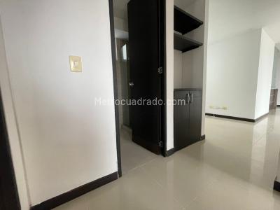 Apartamento de 3 alcobas en venta en Valle Del Lili, Cali, 82 m² · foto 17 de 20
