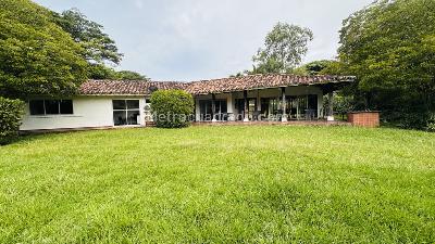 Casa de 5 alcobas en arriendo en Pance, Cali, 700 m² · foto 8 de 20