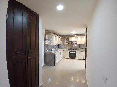 Apartamento de 3 alcobas en arriendo en San Vicente, Cali, 128 m² · foto 4 de 20