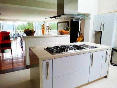Casa de 5 alcobas en venta en Yerbabuena, Chía, 700 m² · foto 3 de 20