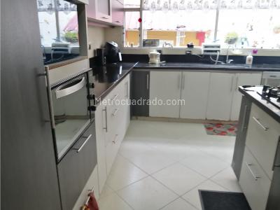 Casa de 4 alcobas en venta en Chia Centro 2, Chía, 272 m² · foto 8 de 20
