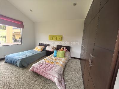 Casa de 4 alcobas en venta en Huertas Oriental, Cajicá, 304 m² · foto 14 de 20