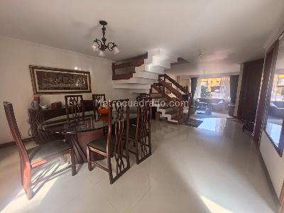 Casa de 5 alcobas en venta en Madero, Chía, 259 m² · foto 6 de 20