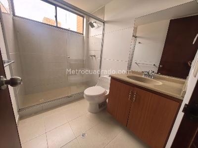 Casa de 5 alcobas en venta en Cataluña, Chía, 151 m² · foto 12 de 20