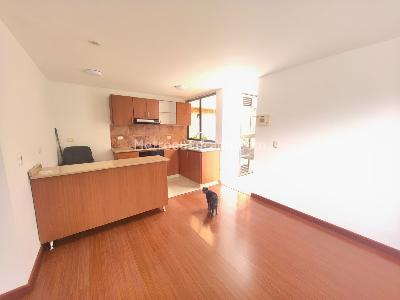 Casa de 5 alcobas en venta en Cataluña, Chía, 151 m² · foto 3 de 20