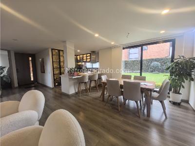 Casa de 3 alcobas en venta en Carrera Novena, Chía, 161 m² · foto 3 de 20