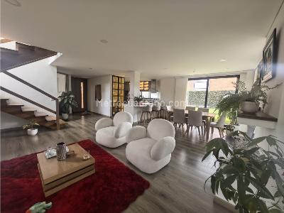 Casa de 3 alcobas en venta en Carrera Novena, Chía, 161 m² · foto 4 de 20