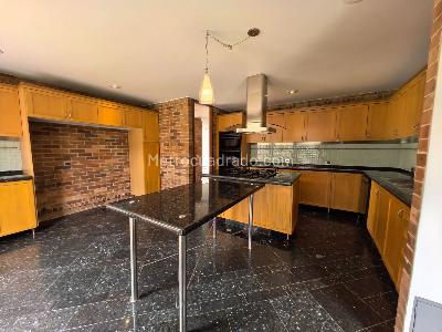 Casa de 5 alcobas en arriendo en San Jacinto, Chía, 750 m² · foto 10 de 20