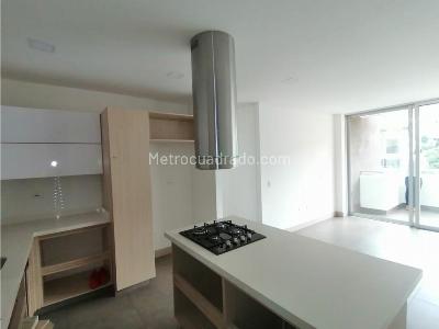Apartamento en venta en Cristales, Cali · foto 2 de 20