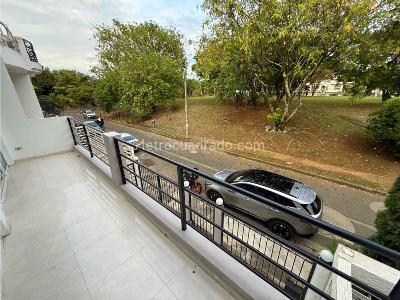 Casa de 5 alcobas en venta en Ciudad 2000, Cali, 250 m² · foto 11 de 20