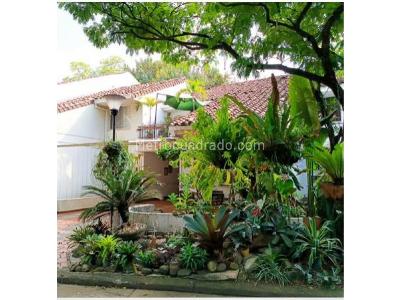 Casa de 5 alcobas en venta en El Limonar, Cali, 218 m² · foto 5 de 11