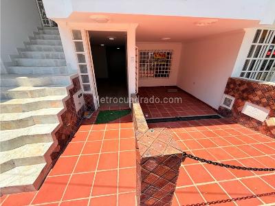 Casa de 5 alcobas en venta en Caney, Cali, 90 m² · foto 2 de 20
