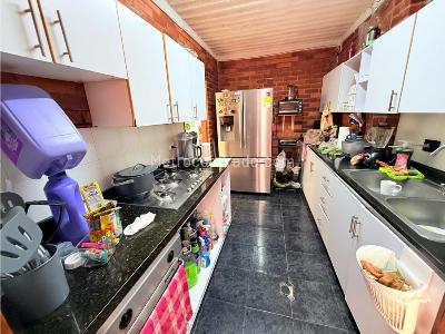 Casa de 4 alcobas en venta en Valle Del Lili, Cali, 265 m² · foto 9 de 20