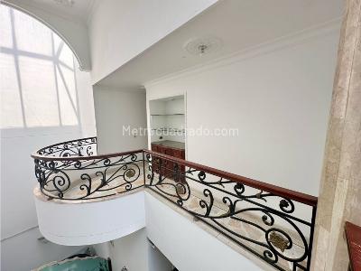 Casa de 5 alcobas en venta en El Ingenio, Cali, 500 m² · foto 2 de 20