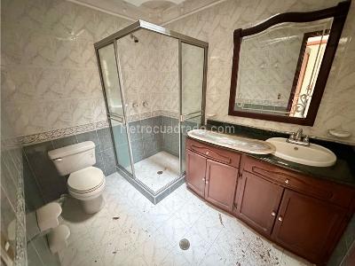 Casa de 5 alcobas en venta en El Ingenio, Cali, 500 m² · foto 15 de 20